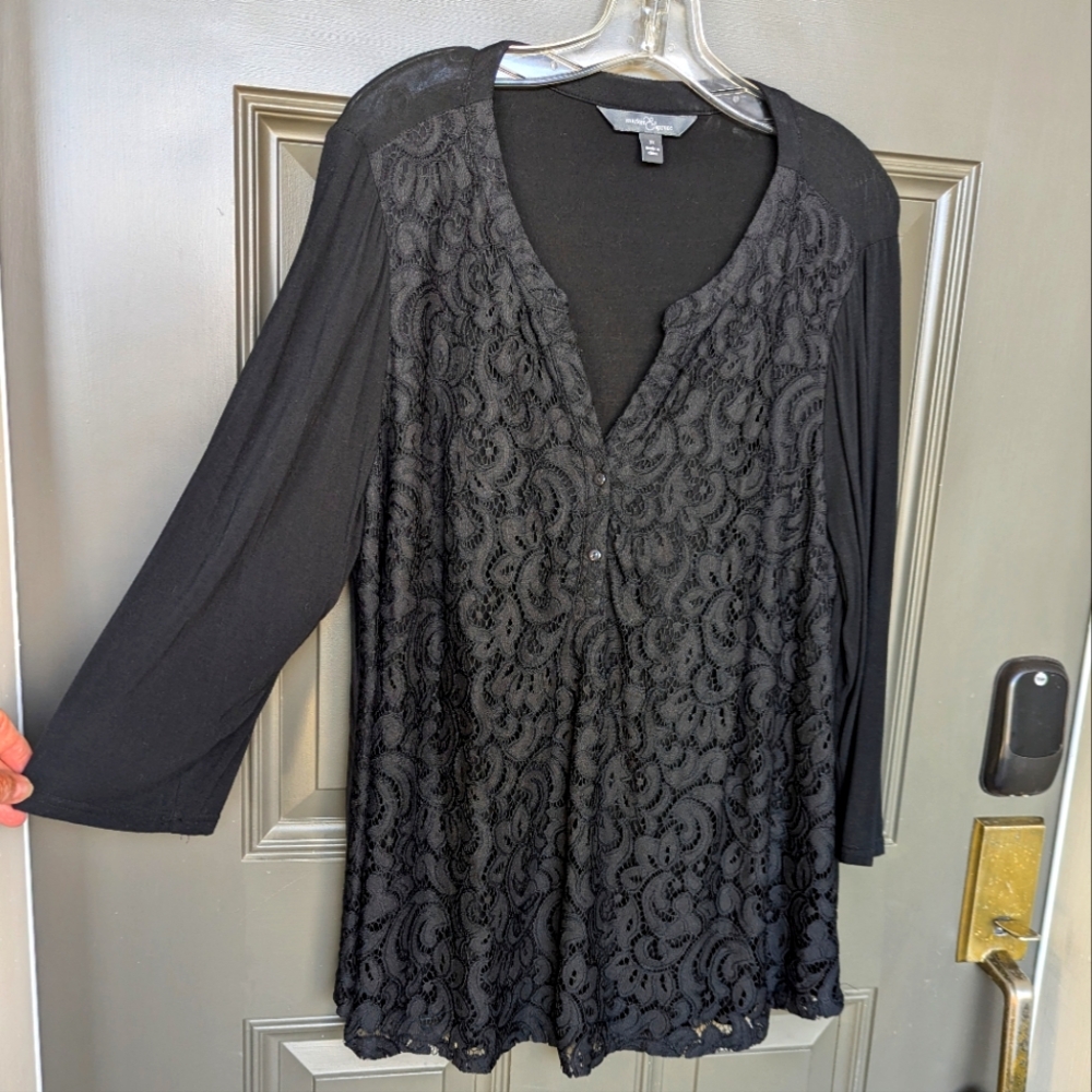 Plus Size 2X Market & Spruce Black Knit Blouse by Market w/Battenburg Lace Front